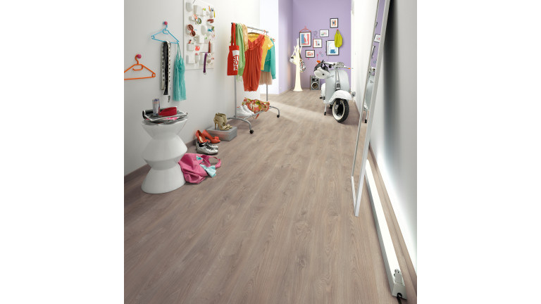 EGGER Belfort Oak silver Laminált padló