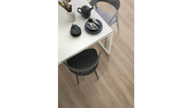 EGGER Amiens Oak light Laminált Padló