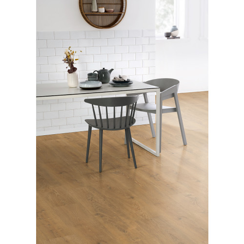EGGER Natural Waltham Oak Nedvességálló Design Padló