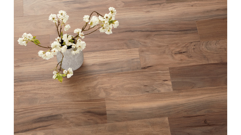 Designflooring Warm Walnut Vízálló LVT - Vinyl padló