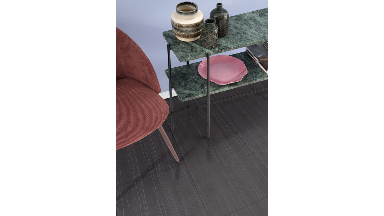 EGGER Graphitewood Nedvességálló Laminált Padló
