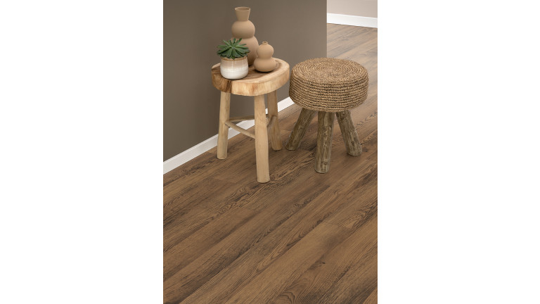 EGGER Attic Wood Laminált Padló