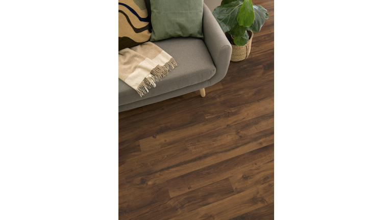 EGGER Dark Hunton Oak Laminált Padló