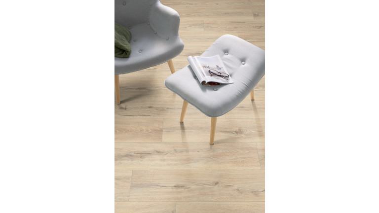 EGGER Beige Melba Oak Laminált Padló
