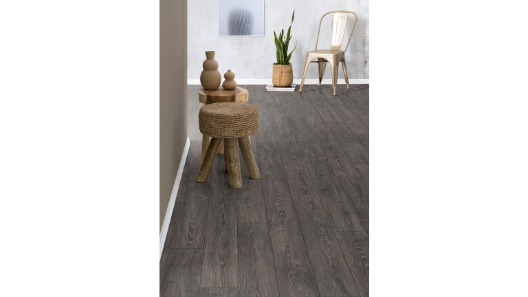 EGGER Moor Acacia Laminált Padló