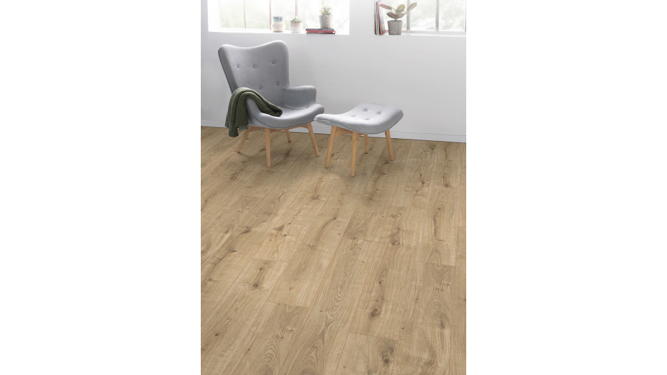 EGGER Light Dunnington Oak Laminált Padló