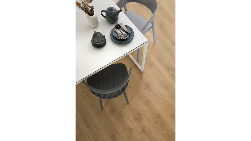 EGGER Natural North Oak Nedvességálló Laminált Padló