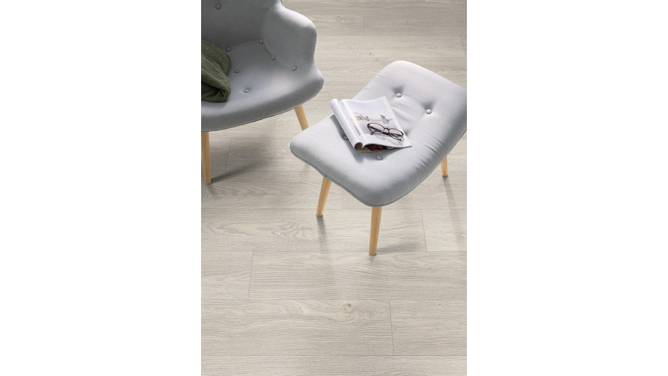 EGGER Cesena Oak white Nedvességálló Laminált Padló